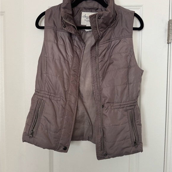 American Rag Cie Puffer Vest with cinched waist! - Picture 1 of 5